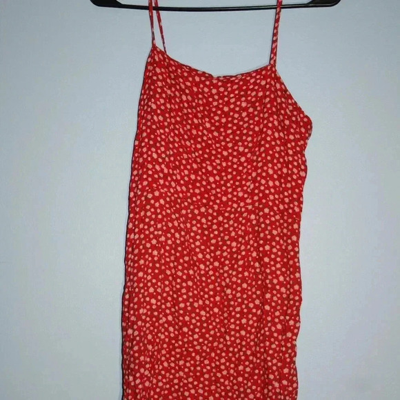 Aeropostale Dresses & Skirts - Aeropostale Red Floral Print Spaghetti Strap Dress